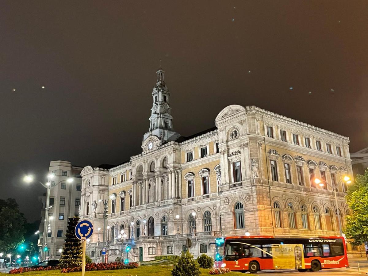 Uribarri Home Бильбао Экстерьер фото